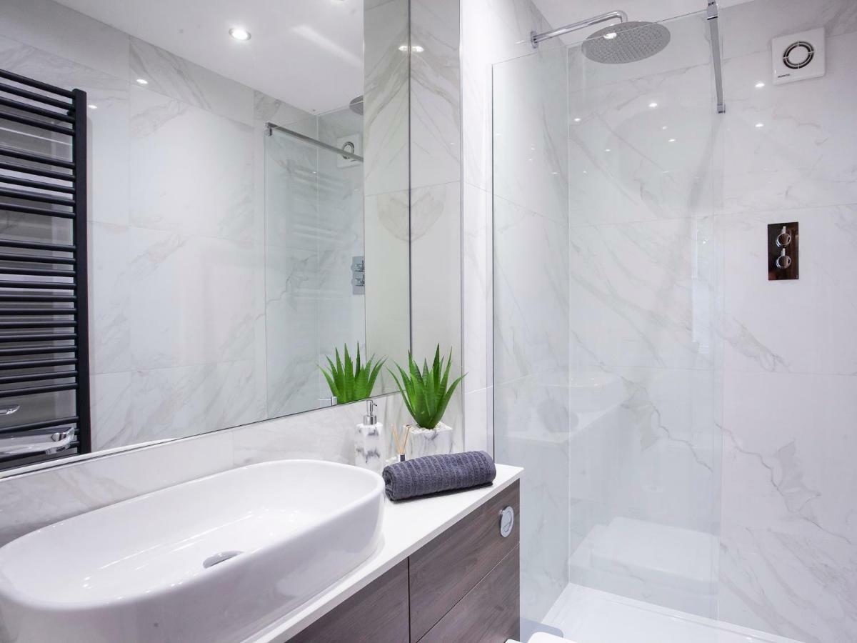 Bootham Luxury Apartments With Free Parking York Bagian luar foto